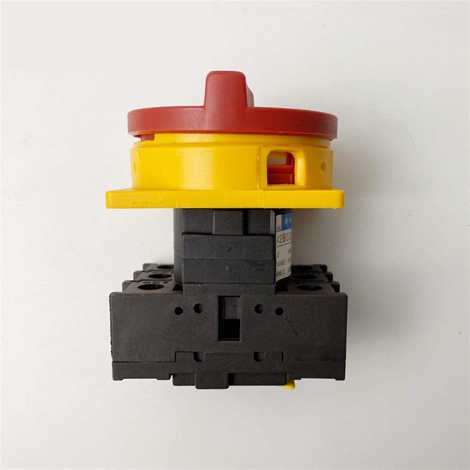 Cam Switch Load Circuit Breaker LW42B-32A 690VAC Main Control Power On/Off Equipment Screw Panel Mounted 1Pcs