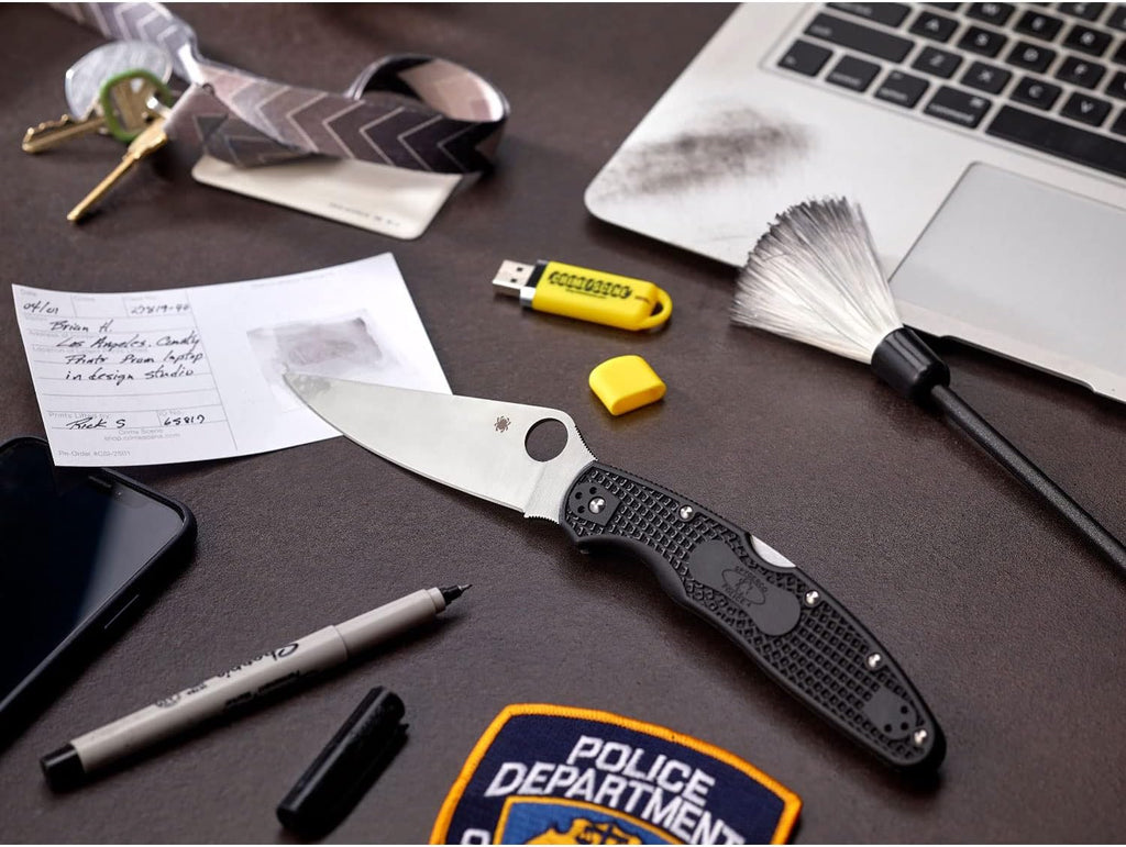 Spyderco Police 4 Lightweight Folding Pocket Knife with 4.3' VG-10 Steel Blade and FRN Handle - EDC Knife for Men and Women, Perfect for Hunting, Tactical, Camping, Survival - PlainEdge - C07PBK4