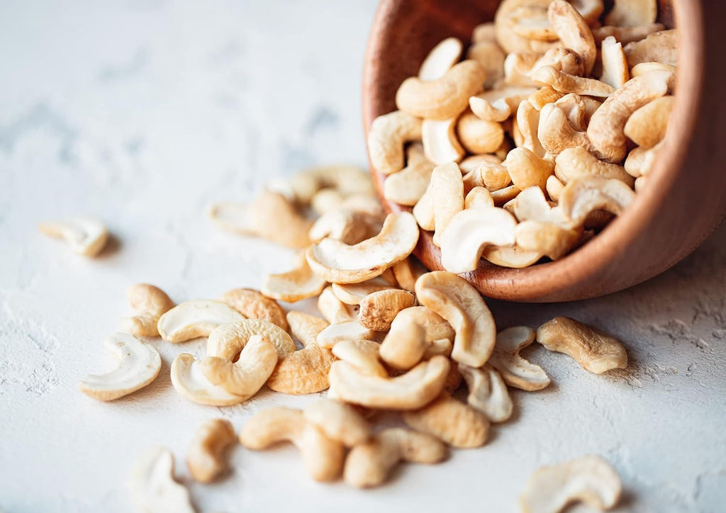 Food to Live Organic Cashew Pieces, 16 Pounds - Non-GMO, Kosher, Raw, Vegan, Unsalted, Unroasted, Bulk