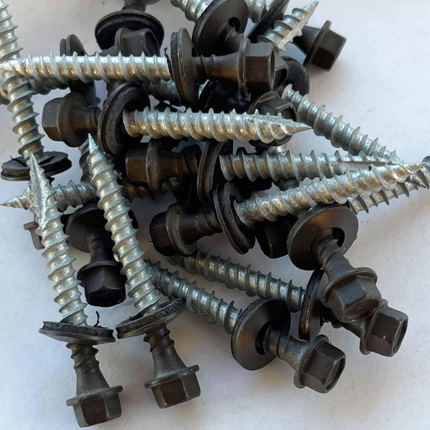 Metal Roofing Screws - #10 x 1.5' – Self Tapping ¼' Hex Head with EPDM Rubber Washer – for Metal to Wood, Corrugated Roofing, Siding, Sheds, Pancake Screw - Hex Drive Easy Install - Brown (2500)
