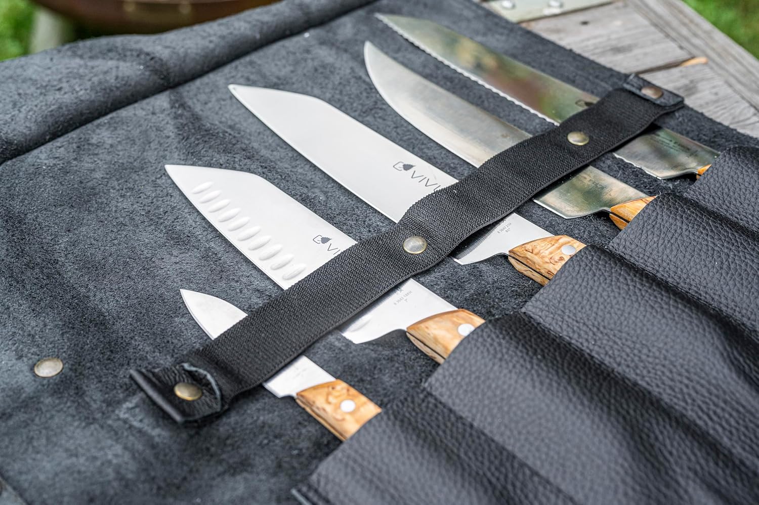 F. DICK Vivum 83668000-01 Leather Roll Bag (5 Pieces, Small Office Knife, Santoku with Scallop Edge, Classic Chef's Knife, BBQ Knife ASADOR, Bread Knife) Brown