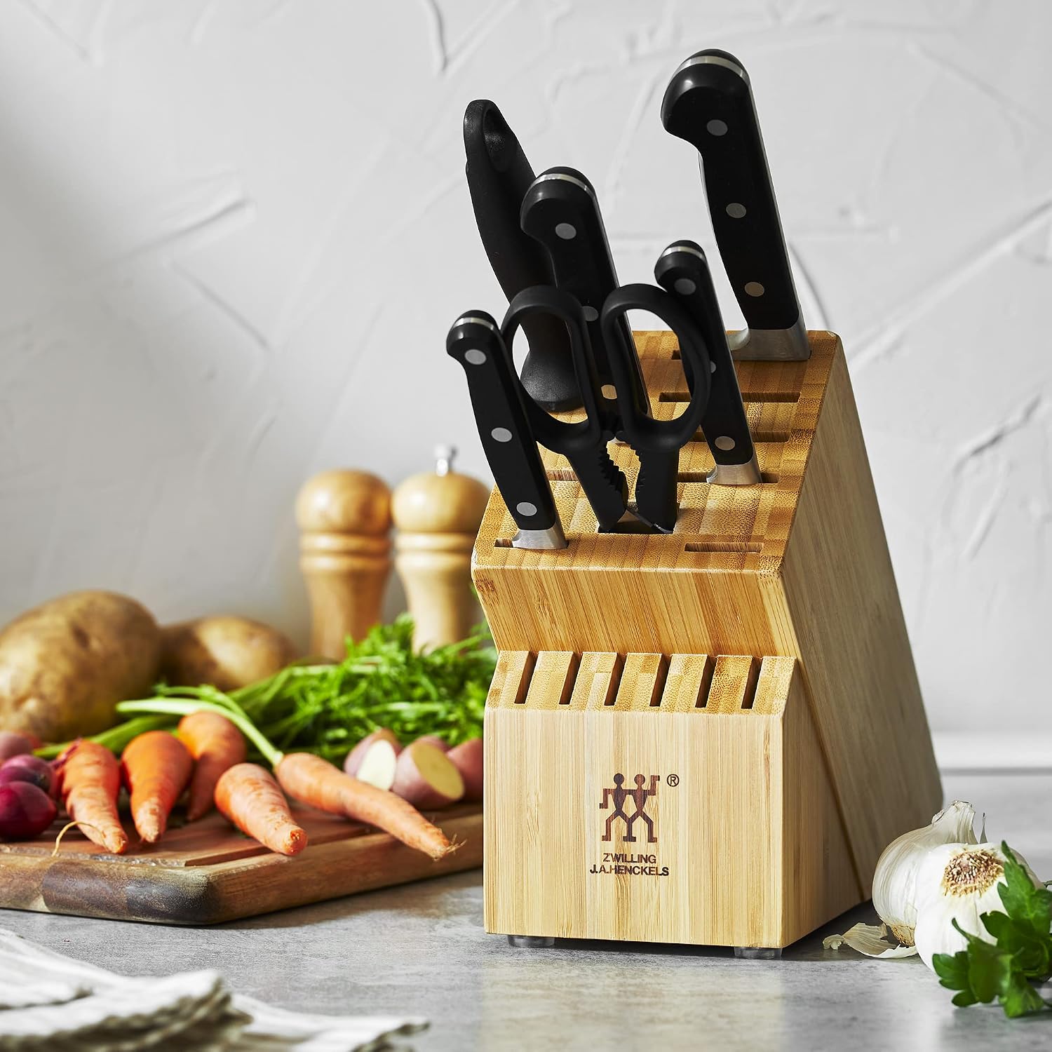 ZWILLING Professional S 7-Piece Razor-Sharp German Block Knife Set, Made in Company-Owned German Factory with Special Formula Steel perfected for almost 300 Years, Dishwasher Safe