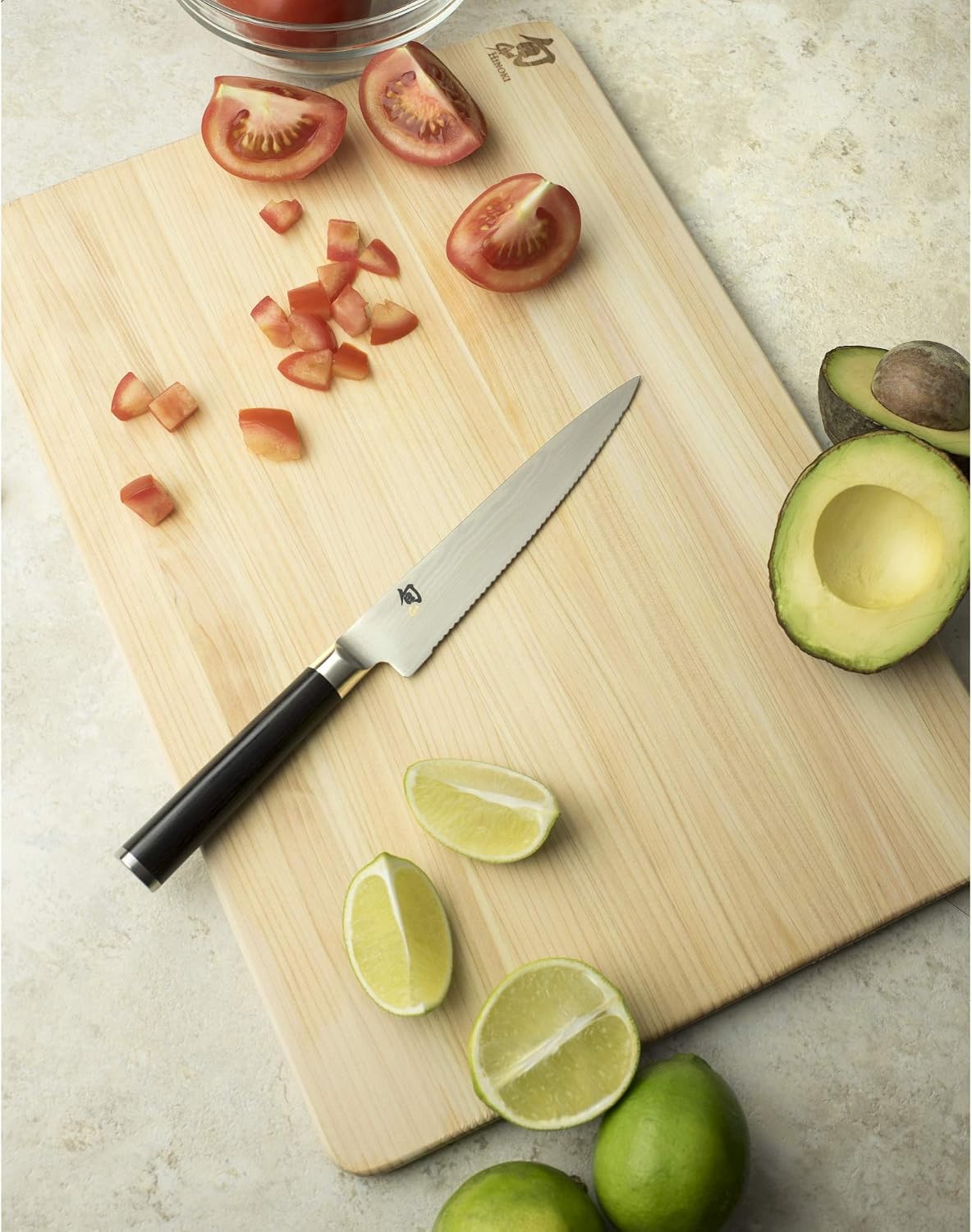 Shun Classic 6' Serrated Utility Knife, Handcrafted Japanese Knife, VG-MAX Core with Damascus Stainless Steel Cladding, Pakkawood Handle, Precision and Sharpness for Professional and Home Chefs