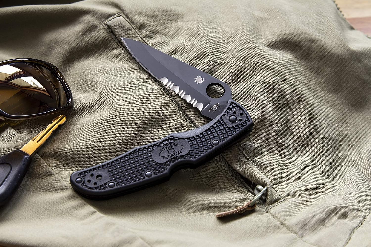 Spyderco Endura 4 Lightweight Folding Pocket Knife with 3.8' VG-10 Steel Blade and FRN Handle - EDC Knife for Men and Women, Perfect for Hunting, Tactical, Camping, Survival - SpyderEdge - C10SBK