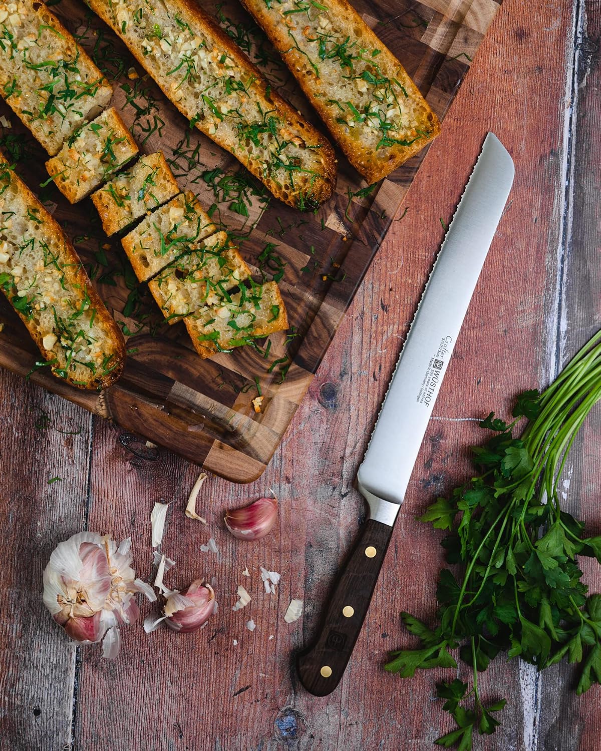 WÜSTHOF Crafter 9' Double Serrated Bread Knife
